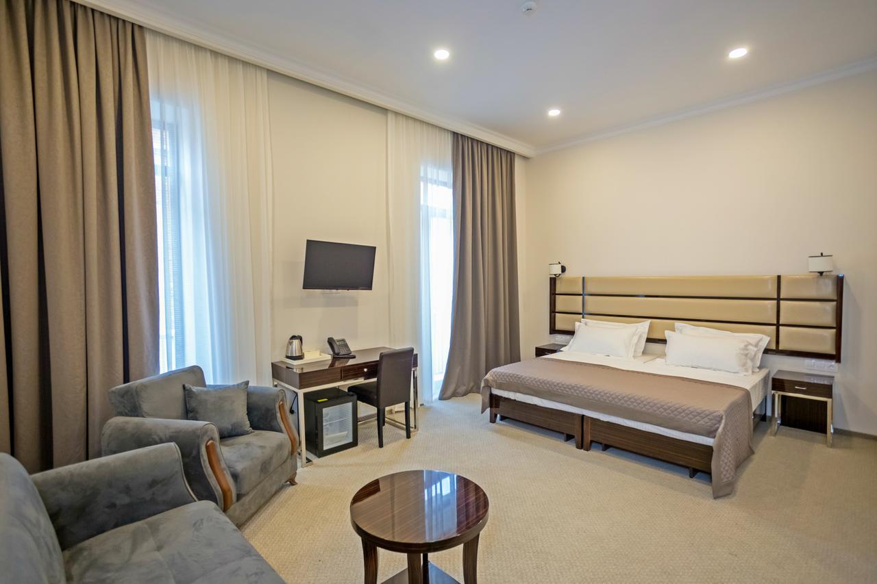 Hotel Genio Tbilisi Eksteriør billede